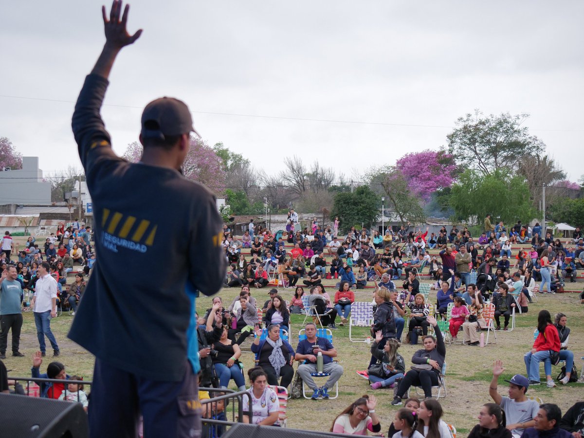 ✅🏍️Capacitamos y entregamos cascos a más de 1000 motociclistas de Reconquista, #SantaFe. Llegamos a la ciudad con la campaña de conducción segura de motos, en una actividad coordinada con <a href="/munireconquista/">Municipalidad de Reconquista</a>. 

🔗bit.ly/MotosReconquis…