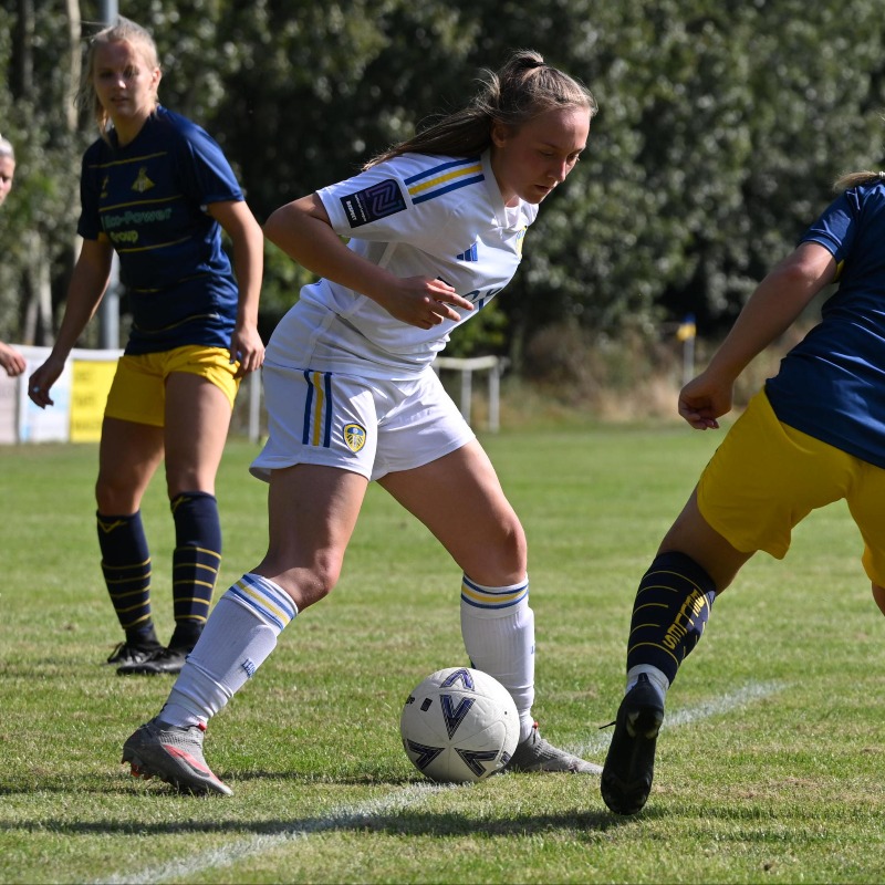 LUFC's tweet photo. 📰 A Paige Williams brace and Kathryn Smith header saw #LUFCW pull off a fantastic 3-1 win over Doncaster Belles
