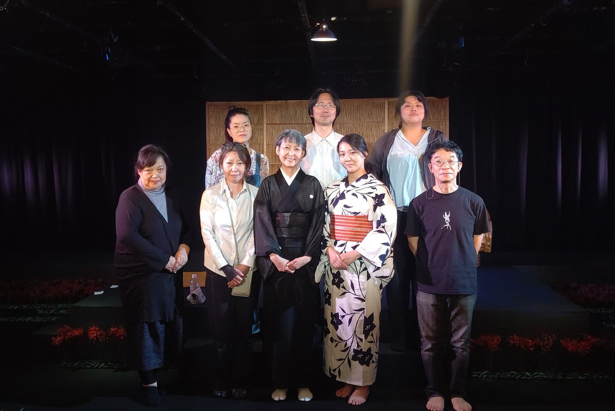 citrine281's tweet photo. ずっと記憶に残ってるお芝居。
ようやく実現できました。
先ずは、無事に幕が下りましたことをお礼申し上げます。
精霊流し、無事に終演いたしました！
一緒に作り上げてくれた、かおりさんスタッフの皆様。
ありがとうございます。
そして、ご来場くださいました皆様、本当にありがとうございました！ https://t.co/LqVY7W7OIA