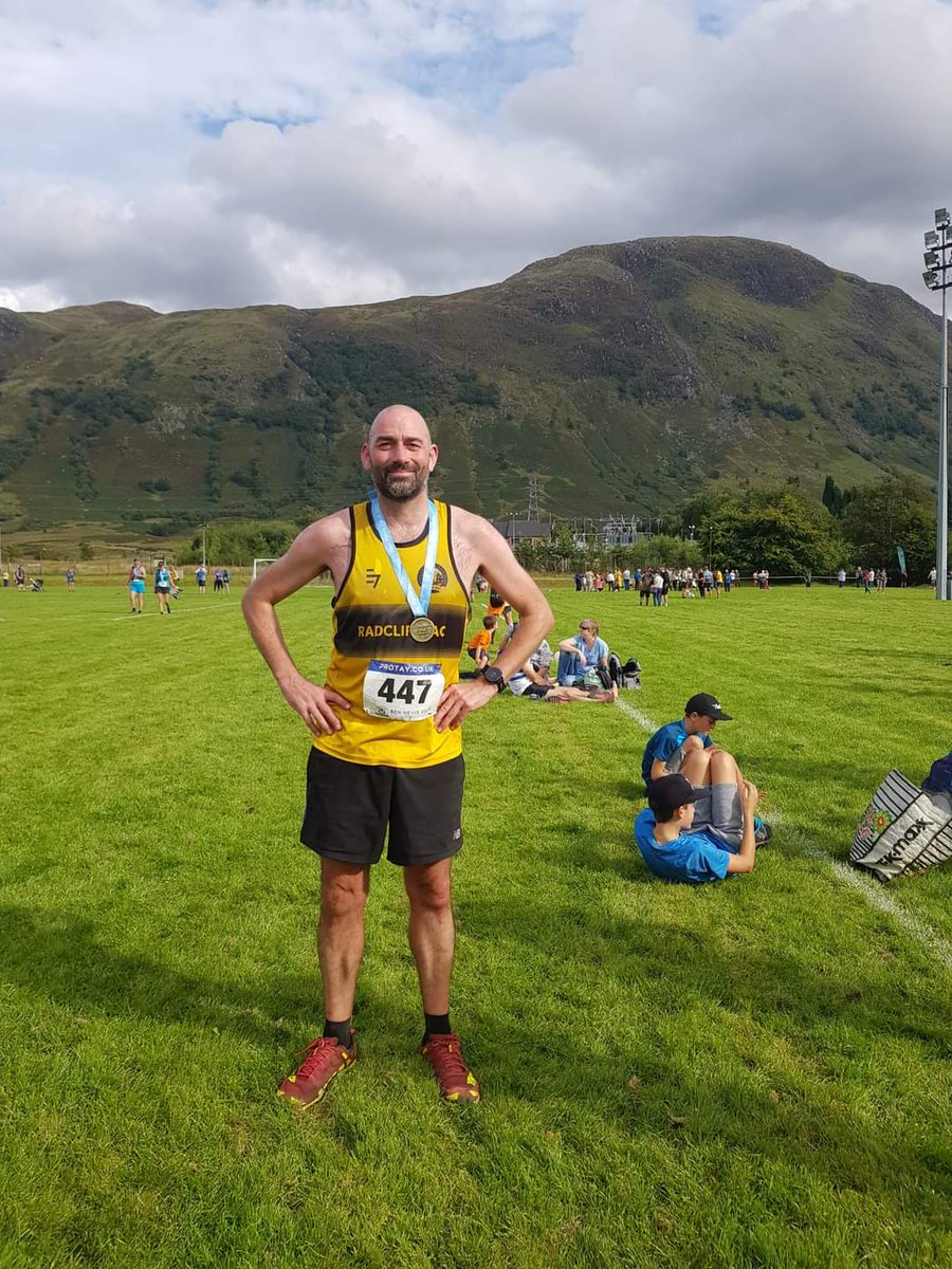 Ian Swan is king of the mountain in a packed week of running for RAC.⛰ Well done everyone.💛🖤 …eathleticclub.sites.schooljotter2.com/pages/news/156…