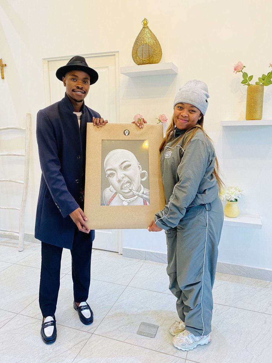 Hamma_art's tweet image. Love art especially yours and gift a friend Danko💯🎁  @DeeKoala_ 

Limpopo / poor AF