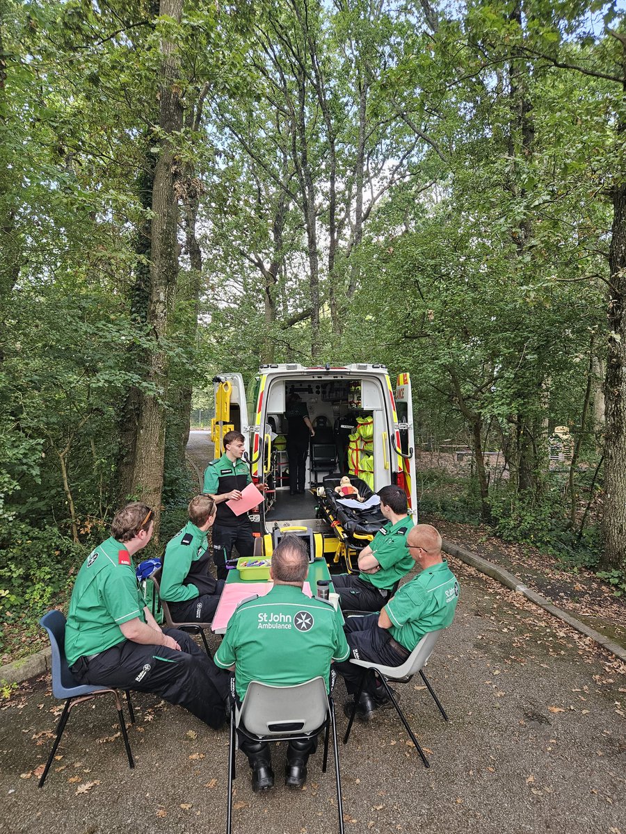 Day 2 of our CPD weekend. More skill station based learning today. 
Thanks to everyone who atteneded and those who helped facilitate the weekend! 
-
(3 not pictured)
#StJohnAmbulnace #MySJADay #Ambulance #AmbulanceTraining #TakingTheClassroomOutside