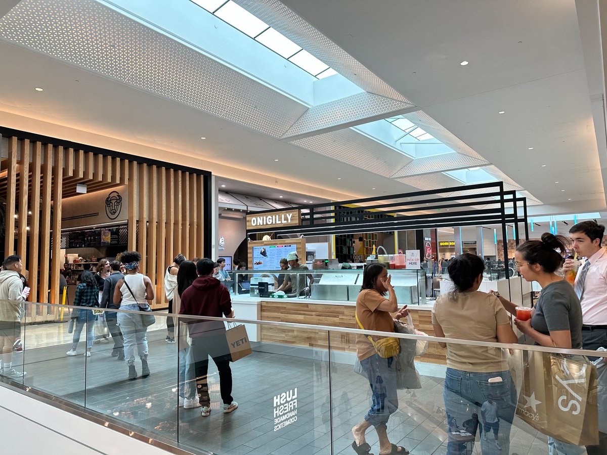 Onigilly's tweet photo. Hello South Bay! 🎉 Onigilly at Valley Fair Mall, San Jose, is now officially open! Conveniently located near Icon Theater and right next to Old Navy. We can't wait to see you there! https://t.co/IQLTMZOeX4