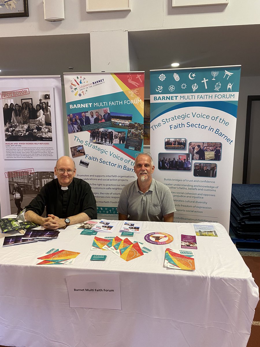Sara_Conway3's tweet photo. Great to be at the 3rd annual @faithbelieforum @maccabigb London Interfaith Run @stonexstadium with @JVN_org_uk - thanks to all the runners, supporters, performers, volunteers and organisations involved #LetsRunTogether https://t.co/4ggHJVQbBk
