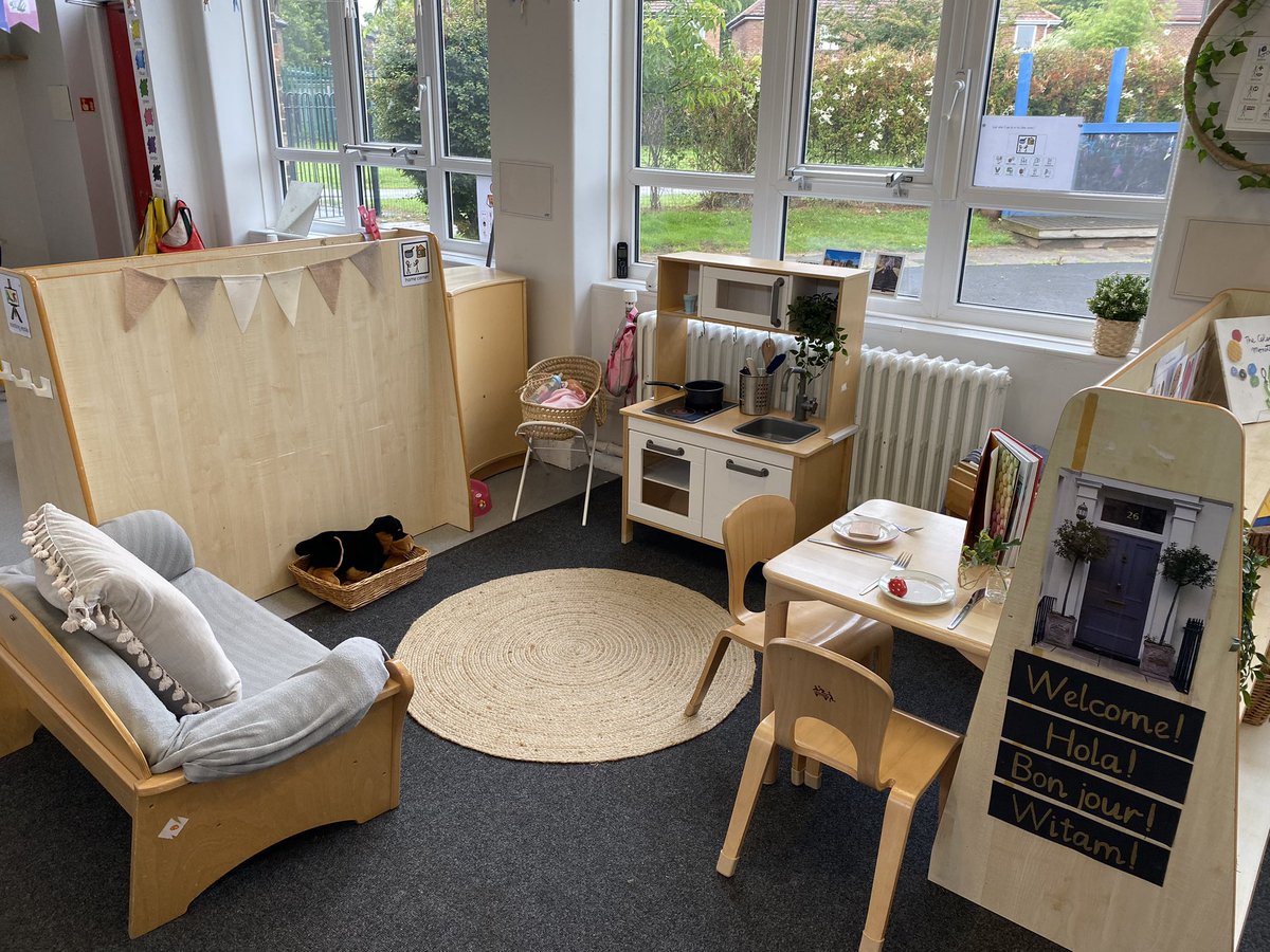 EYFSwestfield's tweet photo. Miss Illingworth is ready for her nursery and reception children to explore the home corner this week! #eyfs #developmentmatters #roleplay #language https://t.co/QbvBzOyHTq
