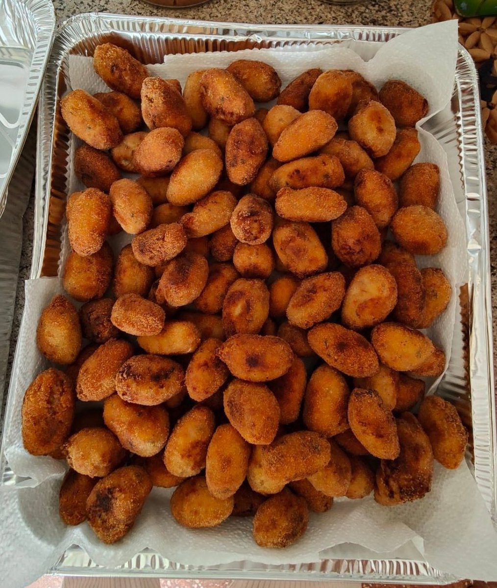 kansaita_'s tweet image. se me antoja una de estas (la bandeja entera)