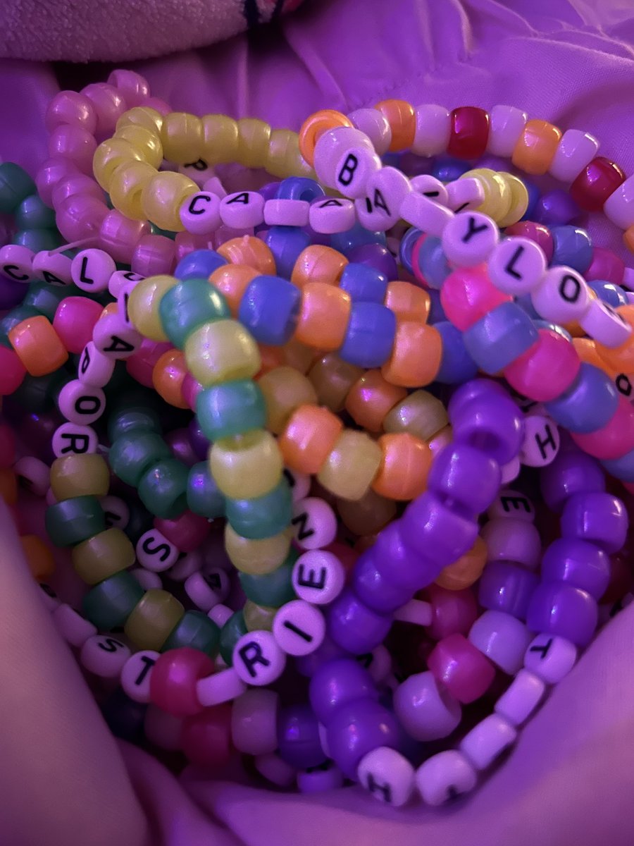 ursuchadipshit's tweet photo. BRACELETSSSS https://t.co/1wpffiDgID