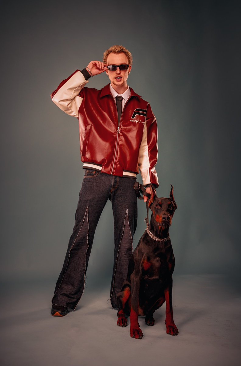 ambvlce's tweet photo. AMBIVALENCE® ‘MOCHA’ JACKET

200 pièces limitées en précommande [10-17 sept.]
139,95€ / EMBOSSAGE &amp; BRODERIES

Livraisons en Novembre ☕️ https://t.co/syzD561kwh