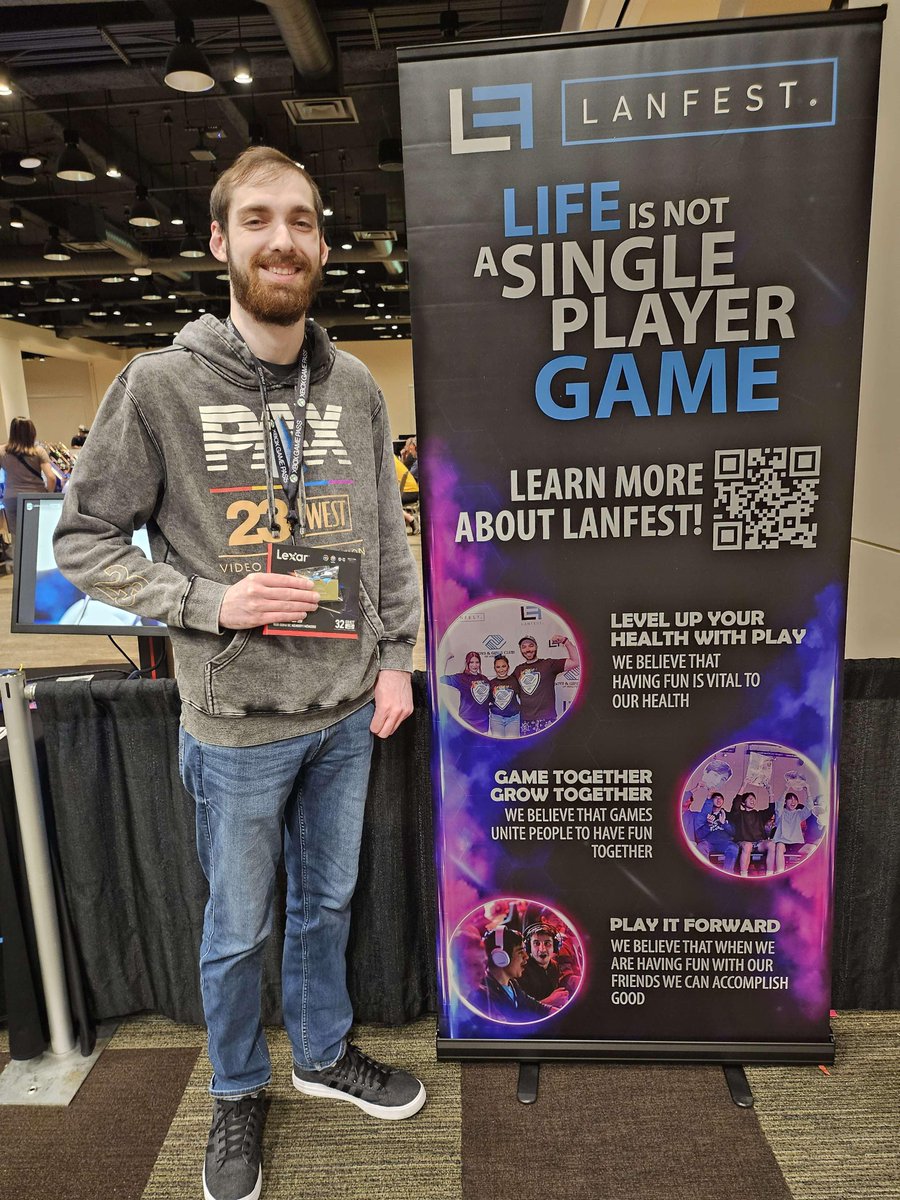 LANFESTgames's tweet photo. Fun times are happening in the @pax BYOC!

Thanks to @lexarmemory for the great prizes and for building healthy communities through gaming with LANFest💪

#PAXWest2023 #LAN4good https://t.co/1L0mXmpcJh