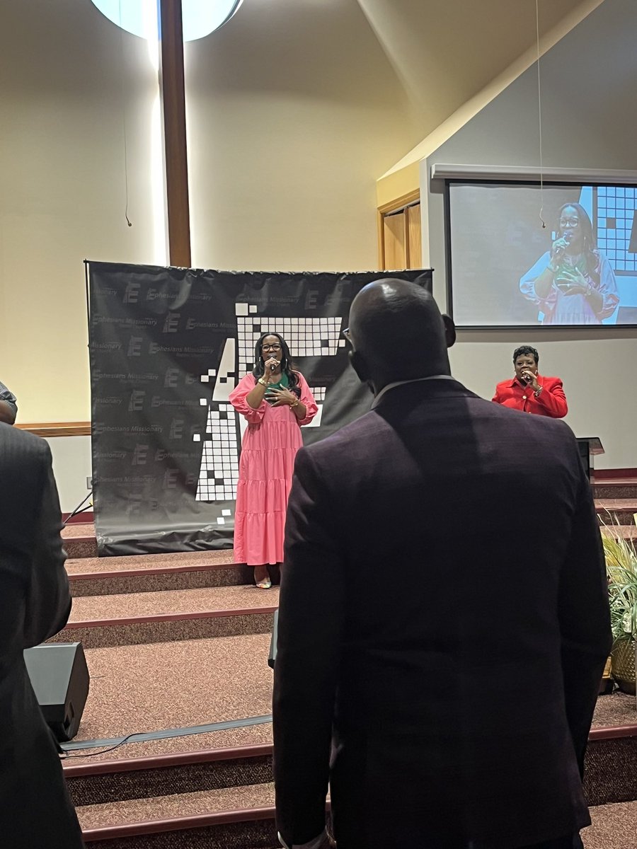 embcmilwaukee's tweet photo. Happy Sunday, we got another chance to worship the true &amp; living God!! 👏🏽🙌🏽 You can join us virtually too: https://t.co/byB7WBbRHF #embcmilwaukee #worshipservice https://t.co/CbjFJ5eYcf