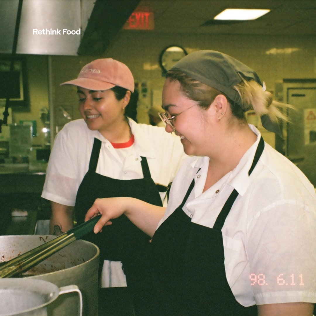 rethinkfood's tweet photo. Chef Greg, Christina and Isabella cheffing up a delicious family meal in between meal preparations for the commissary team. It's the love and dedication for me 💅 💚
#rethinkfood #community #commissary #zerowaste https://t.co/jsd7lz7dzB