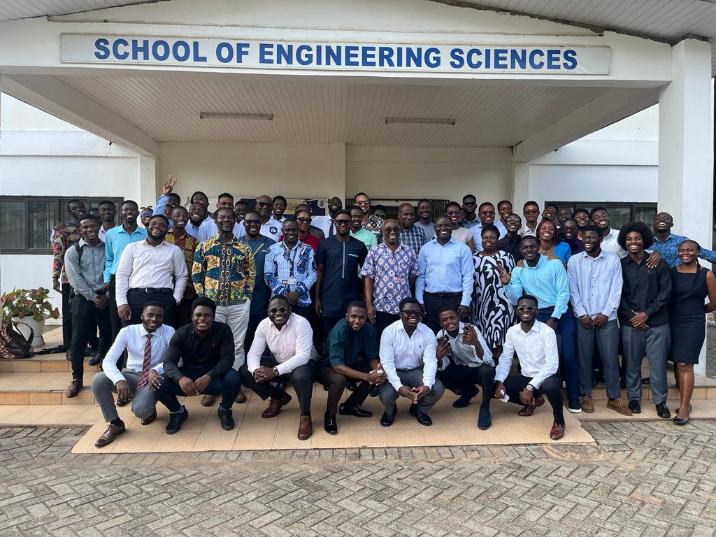 ug_engineering's tweet photo. On Friday, September 1 the Department of Computer Engineering had final project presentations for their graduating class. The department's industrial partners were well represented and met with faculty to give feedback, which was very positive!

#SESis20
#UGengineering https://t.co/rsRBAFLb2P
