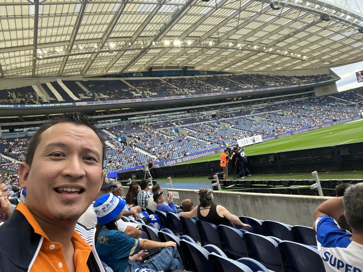 dodef6903's tweet photo. Estádio do Dragão @FCPorto vs @OficialFCArouca ⚽️ #FCPorto #Portugal #LigaPortugal https://t.co/FmKfoZJqrX