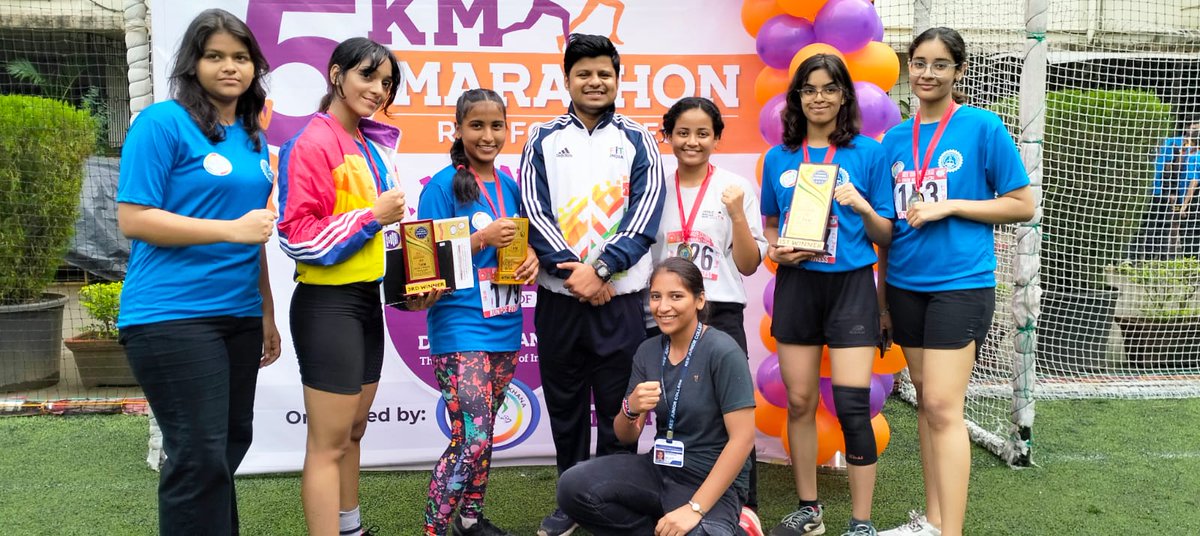 ChessboxingMumb's tweet photo. Pre-Celebration of National Sports Day.Our KES Gymkhana Community organised 5K Marathon #RunForFitness & our Champion Women Boxers had secured the place 1st,3rd&4th #womenpower #boxer #FitIndia #KheloIndia #NationalSportsdayWeek #marathon #fitness #activesunday #positivevibes https://t.co/iZkczPb2Ih