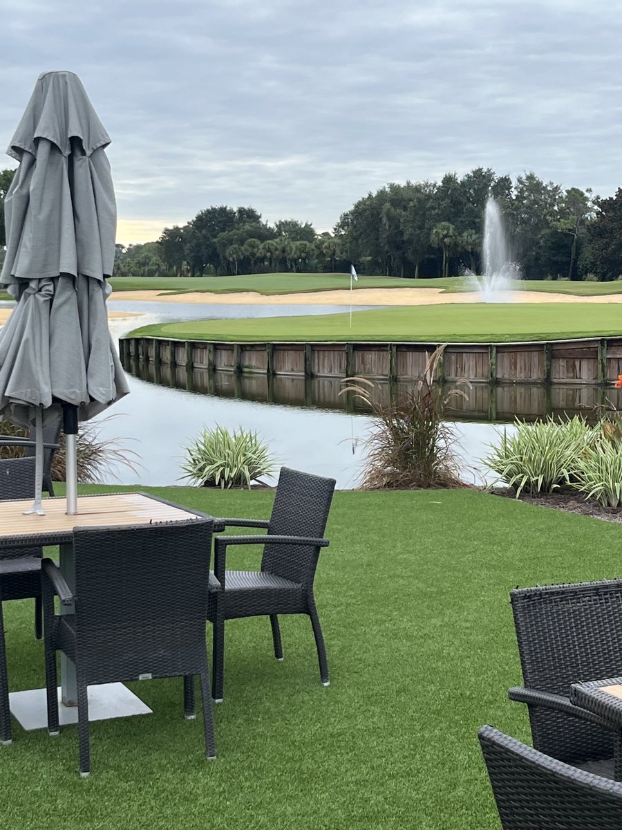 cscox73's tweet image. Chillin’ before teeing off…..