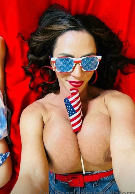 Happy LABOR DAY WEEKEND&hearts;️&hearts;️&hearts;️ WORK HARD PLAY HARD❣️ FREE SUBSCRIPTION extended 😘 https://t.co/Fk5d6MiXKD