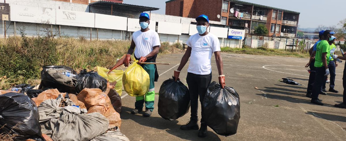 UMngeniUThukela's tweet image. Thank you to everyone for making our #cityofchoice brighter beginning of  #spring2023.

#takeaction
#CleanUpPietermaritzburg
#CommunityInAction