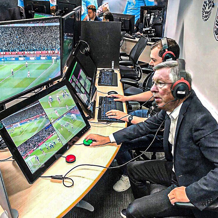 TrollFootball's tweet photo. Live scenes from the VAR room https://t.co/7pa61mWxTE