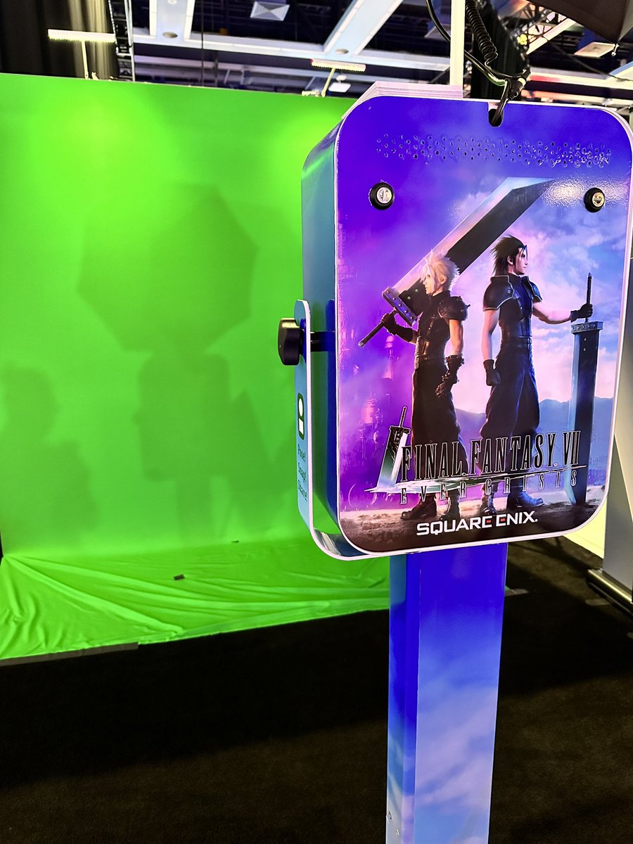 SquareEnix's tweet photo. It’s Day 3 of #PAXWest! 🔥 

Play a demo of the newly announced Back to the Future for @PowerWashSim and many others, take a photo with #FF16 Ifrit and our #FFVIIEC standee, and so much more! https://t.co/LvrQUEequO