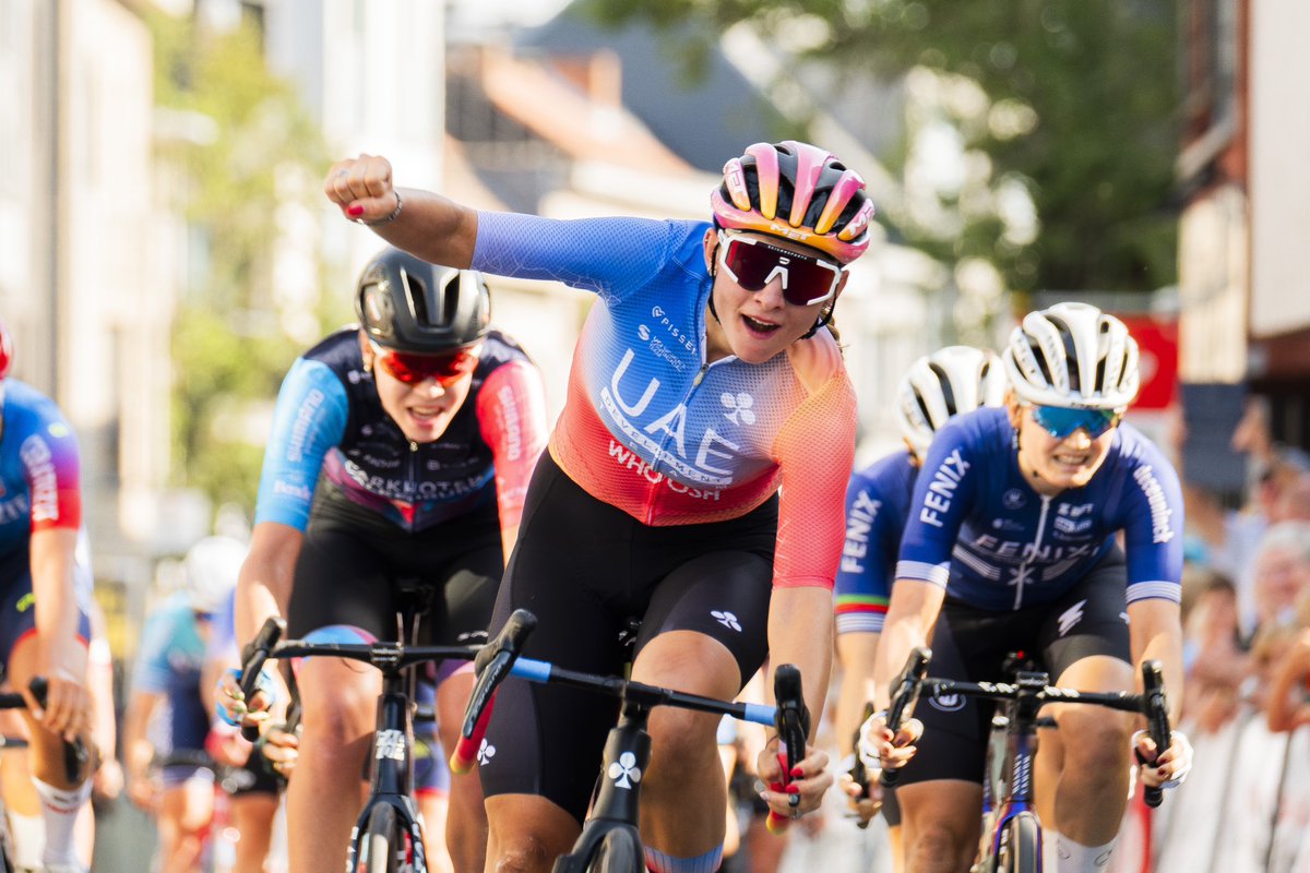What a victory!

Chiara Consonni wins the sprint at GP Beerens thanks to her teammates from the UAE Development Team 🤩 Caudera, Cipressi, Ebras, Fiorin, Redaelli. 

This victory of a UAE Team ADQ athlete demonstrates the quality of our collaborative project 🚴‍♀️

#WeRideToInspire