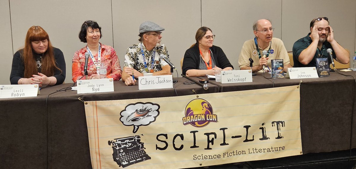 Toni Weisskopf, Jody Lynn Nye, Les Johnson, Lezli Robyn, Chris Jackson, and Mike Jack Stoumbos talk about "What's the Next Big Theme in SF?" at #DragonCon2023
Full panel video will be posted to the Baen Books YouTube and Rumble channels!