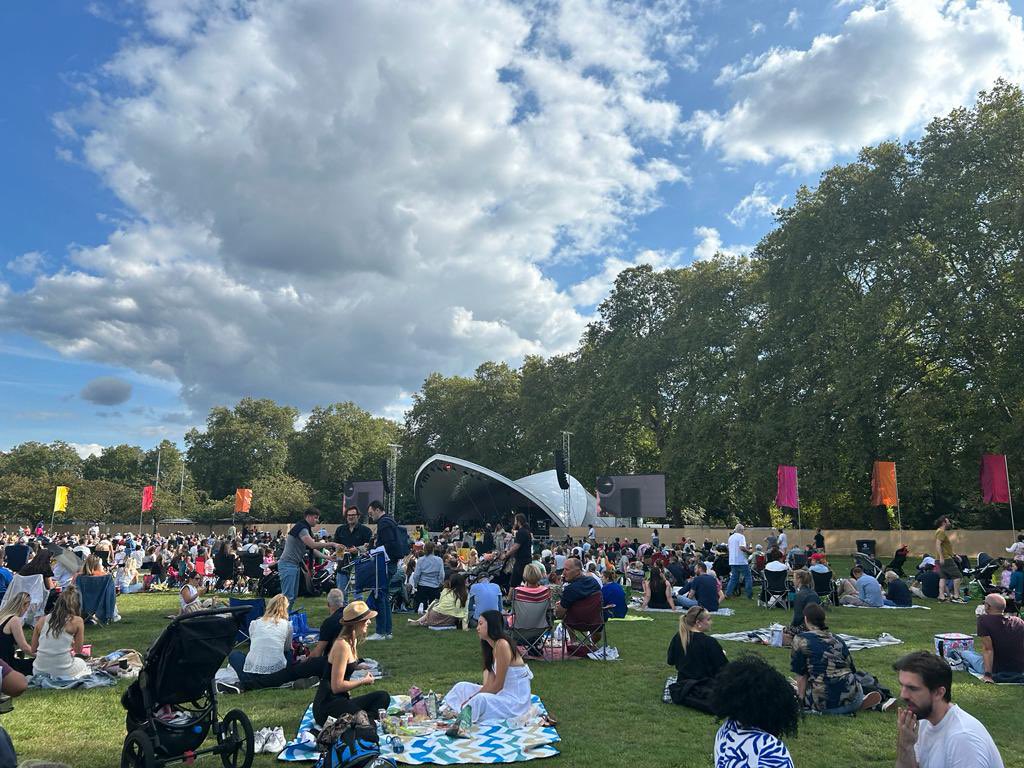 VickyOyee2's tweet photo. Battersea Park In Concert 2023 was packed with beautiful people and full of fun!👏🏽👏🏽@Enable_Events https://t.co/ahSiK0gayd
