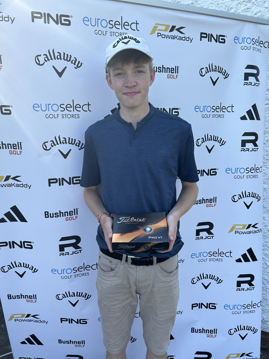 robrockgolftour's tweet photo. Awesome day @AbbeydaleGolf what a treat for our juniors . Huge thanks to the Pro Shop Team for looking after us . Our U18 boys gross winner Fredrick Ganon, U18 boys Net Winner Finn Dobson, U14 boys gross winner @MMgolf4 U14 Boys net winner Xander MacDougall https://t.co/WjAzGEFv0s