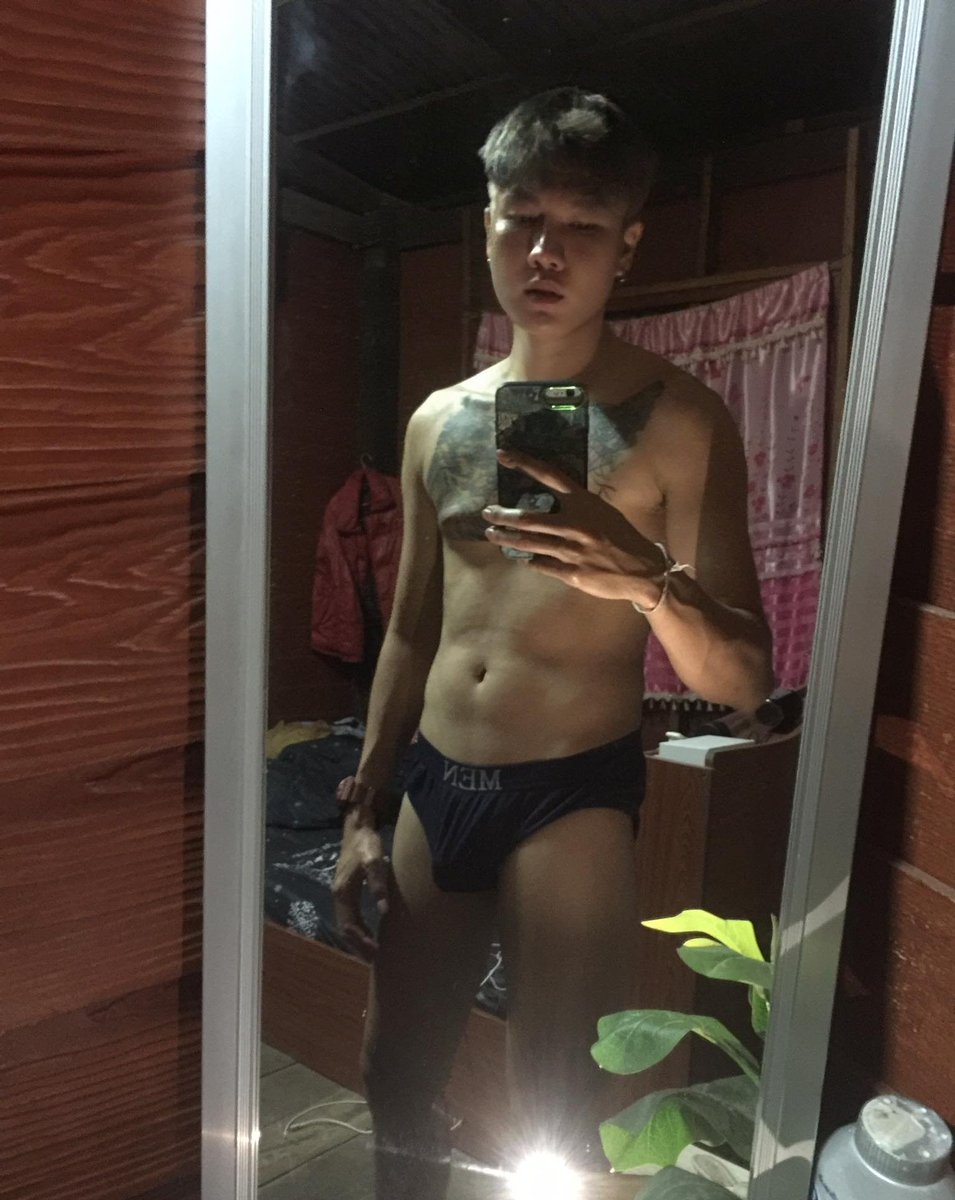 PERM001994's tweet photo. #รีสุ่มให้อมควยครับ. 💪💪😳 https://t.co/0ucXVMqiZe
