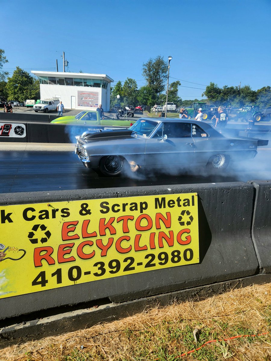 Dragracemayhem's tweet photo. Hey, I'm no professional photographer, but I'm pretty proud of these
#NEOPMA #YellowBulletNats https://t.co/FuMdhqlEQQ