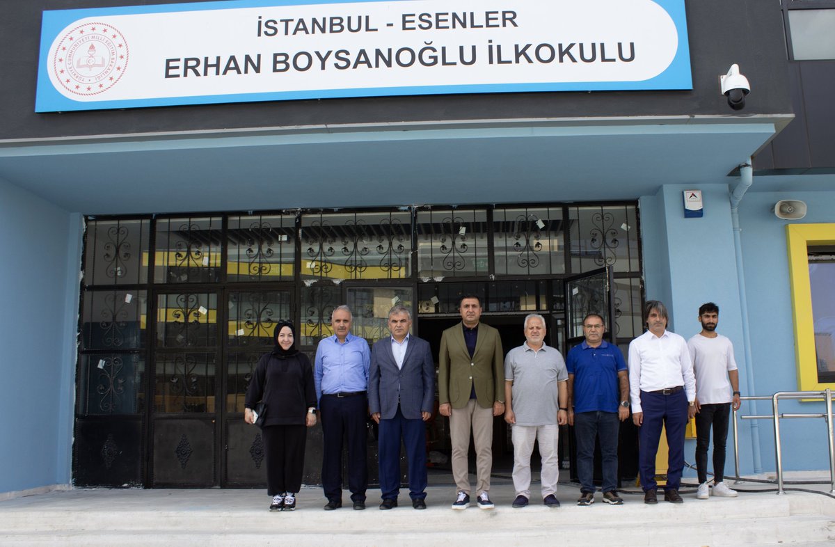 ▪️İl Millî Eğitim Müdürümüz Doç. Dr. Murat Mücahit Yentür, Esenler ilçesinde inşaatı devam eden okullarımızı ziyaret ederek incelemelerde bulundu.

<a href="/tcmeb/">Millî Eğitim Bakanlığı</a> <a href="/Yusuf__Tekin/">Yusuf Tekin</a>
<a href="/MucahitYentur/">Murat Mücahit Yentür</a>