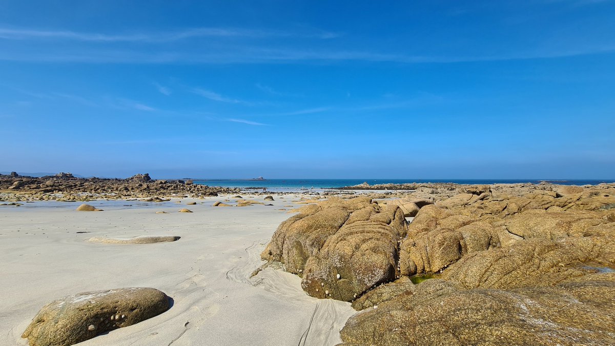 FabriceFauchoux's tweet image. Un week-end ressourçant au pied de la maison avec une météo estivale, sympa la rentrée #workinlannion