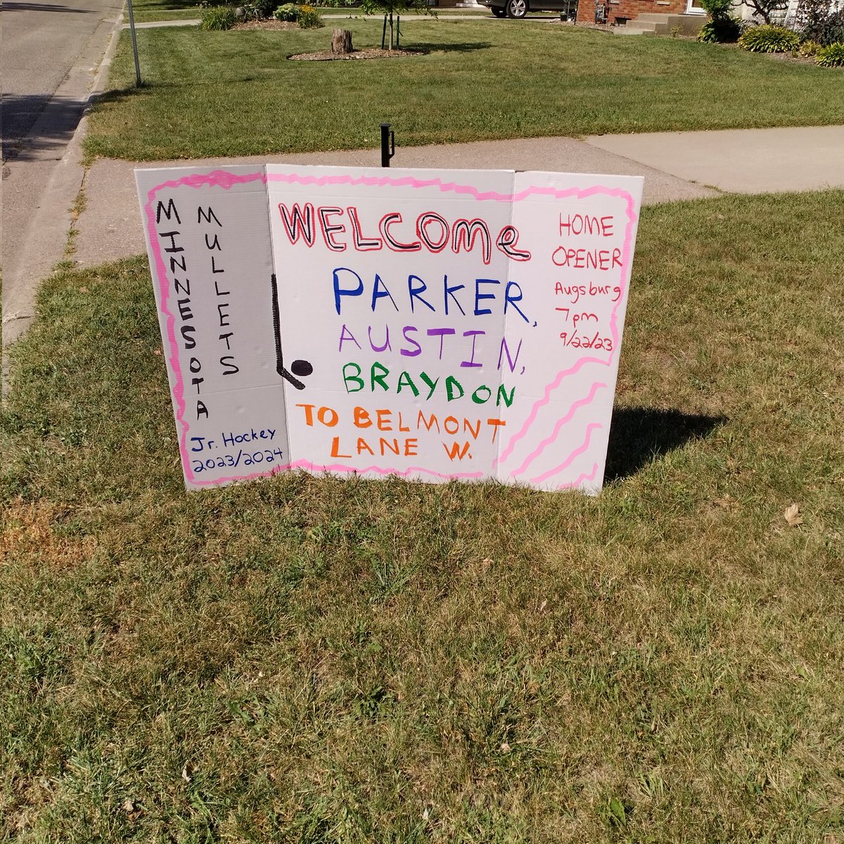 jlheimerl's tweet photo. Move in day for 2023/2024 Minnesota Mullets billet sons Parker,  Austin, and Braydon!  Welcome boys!  I am blessed to be able to be a billet dad again this season.  I first became a billet dad in 2012.  God is amazing. #BeABillet https://t.co/DWKjGyM0ui
