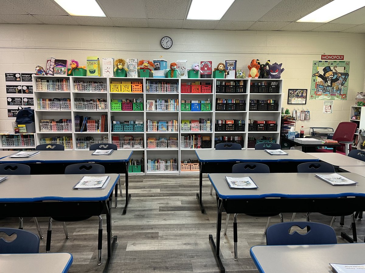 MsWestin5th's tweet photo. Classroom is officially ready for the new school year. #BackToSchool https://t.co/KMugimSWW5