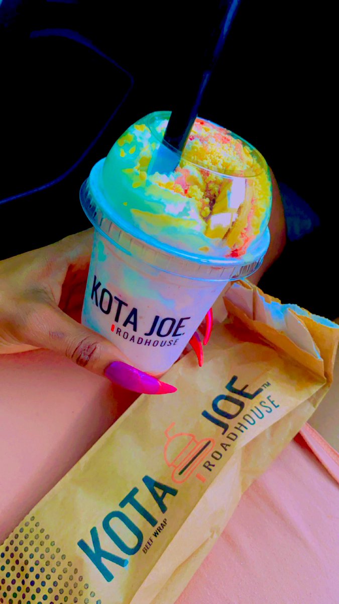 SneakerBaeT's tweet image. New discoveries this weekend whilst I had fun with important people 😊 #WeekendDump