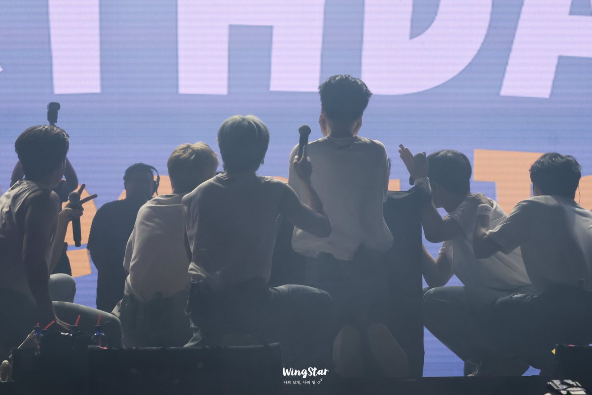 wingstar__'s tweet photo. 230903 #인피니트 Comeback Again 콘서트 in Taipei

멤버들과 함께하는 즐거운 생일파피🥳✨
인피니트 너무 사랑스러워🫶🏻

#이성종 #성종 #안녕미미쫑_생일엔_인스피릿이지 #Happy30thLeeSungJongDay
#성규 #동우 #우현 #성열 #명수 https://t.co/RyRnGV8Aob