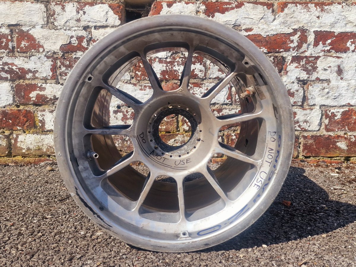 artiF1ed tweet media