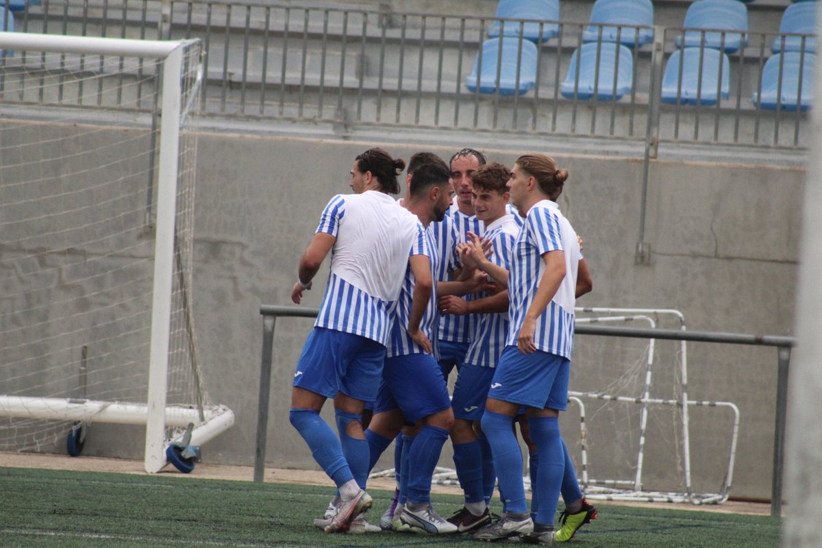 CF_Gandia's tweet photo. ✅Nuestro equipo sabe cómo comenzar (1-0)

¡Ganar es la mejor motivación para lo que viene!💪🏼

#ElClubdelaCiutat https://t.co/MR43TPxP3D