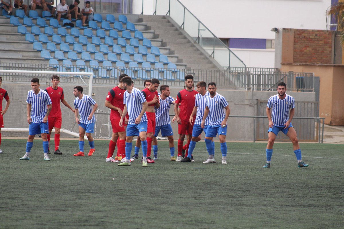 CF_Gandia's tweet photo. ✅Nuestro equipo sabe cómo comenzar (1-0)

¡Ganar es la mejor motivación para lo que viene!💪🏼

#ElClubdelaCiutat https://t.co/MR43TPxP3D