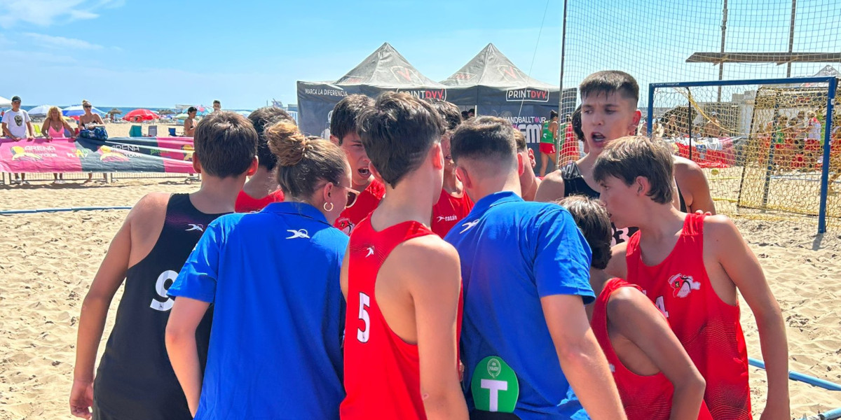 FCYLBM's tweet photo. 🏆 #CESABMPlaya2023

Los infantiles superaron la eliminatoria y se clasificaron para cuartos de final del CESABMP2023

La suspensión interrumpió la segunda jornada de competición e impidió que pudiésemos seguir jugando.

🗞️ https://t.co/lZOL1I7SI1

#⃣ #CyLesBalonmano #teamCyL https://t.co/nNrnX3tY56