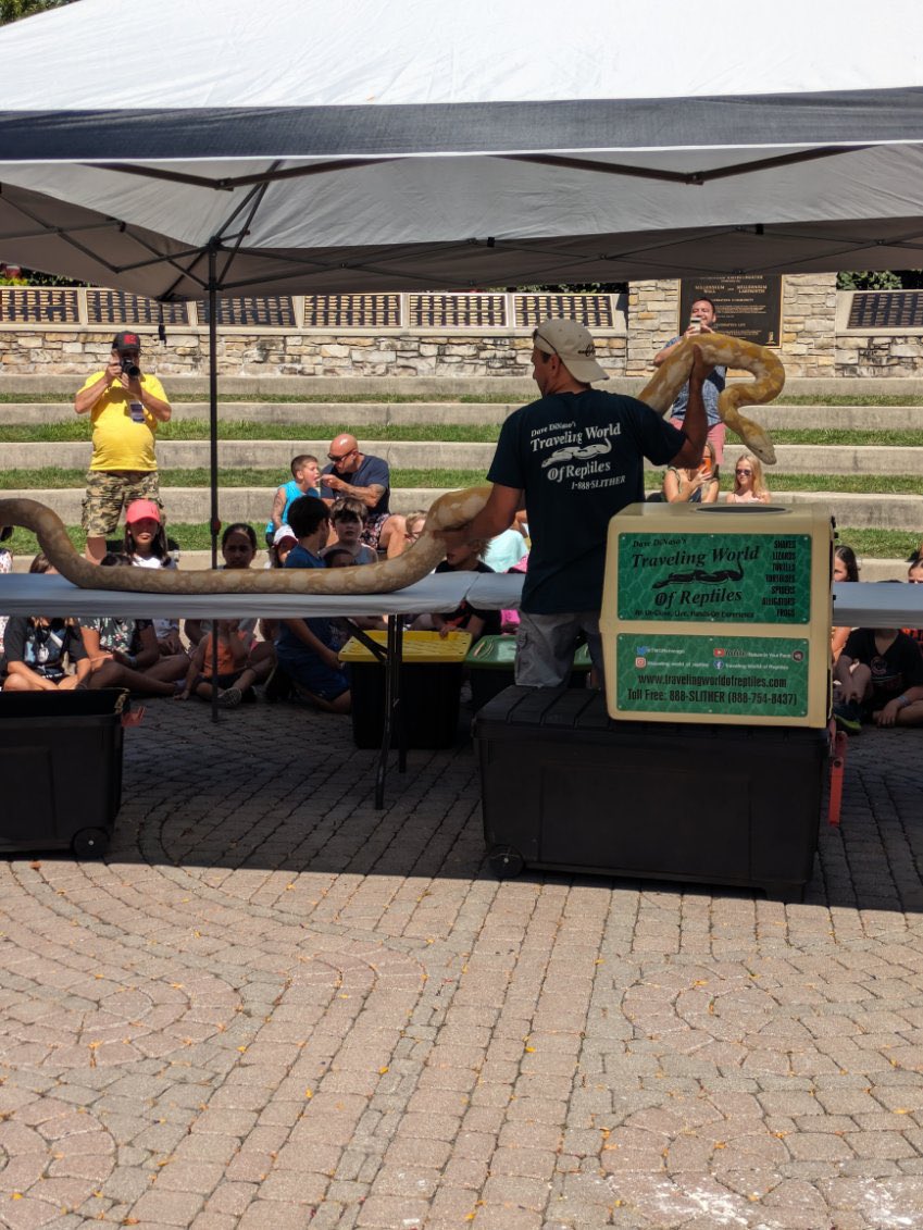Dave DiNasso's Traveling World of Reptiles… part of the many family attractions, presented by Expert Level Home Services! Visit the Riverwalk Amphitheater today and tomorrow for family fun!

lastfling.org/FamilyAttracti…
