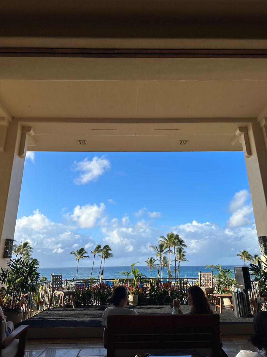 gdog009's tweet photo. @MenInBlazers watched from my mobile with this view- when Garnacho scored I slapped my leg and dropped the phone. Shocked not to be escorted out, doubly so when the stream came back heard offside.

Arsenal supporter for 18 years, I’ll believe when I see Ødegaard’s armpits.

Yes, I have issues. https://t.co/Mo7WEgST6M