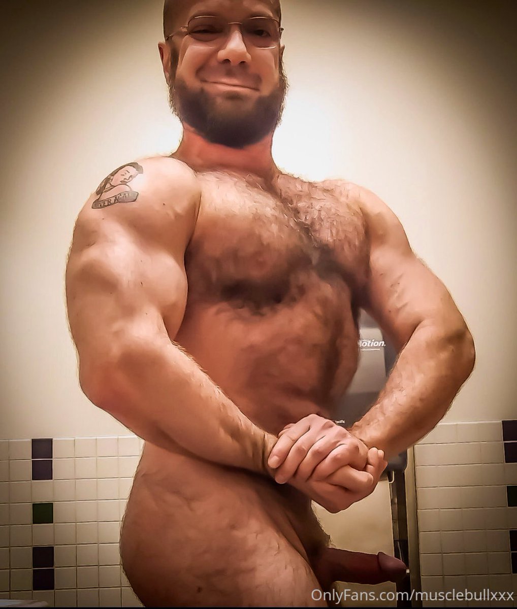 MuscleBullxxx's tweet photo. FREE! 1 day preview to my onlyfans for the first 20 subscribers!

Pls RT
#gayonlyfans #onlyfans #big #pecs  #onlyfansFree #onlyfansmen #hairy #hairymuscle #MuscleBullxxx #tattooedmen #gaybearsofinstagram #MuscleBull #musclemen #RT #gaybear #hard https://t.co/1AHbVFGx9i