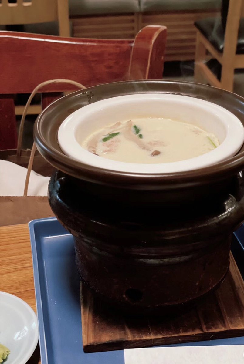 ounedself's tweet image. A luxuriant afternoon, a long time to share 
Hojlund   Feds  Tim Kaine  #gourmetfood #Sunday