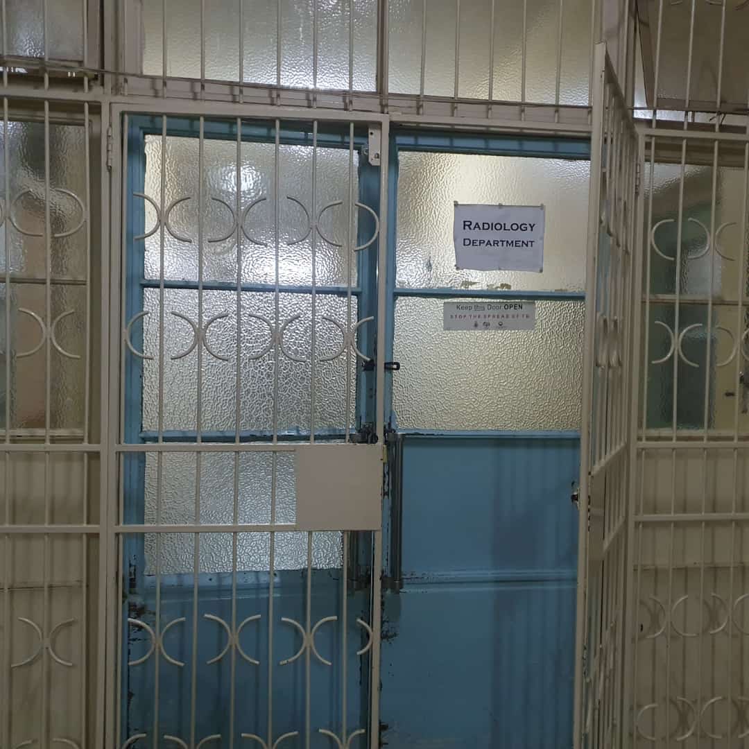 My mom ia stuggling to breathe, went to UBH at 1300hrs, they asked us to wait for Radiology tech for XRay but its now 2000hrs no one is here. She is in pain, and with difficulty gasping for air. Ngaingovharwa Zimbabwe yacho, hazvisi ku maker sense izvi. My mom might die untreated