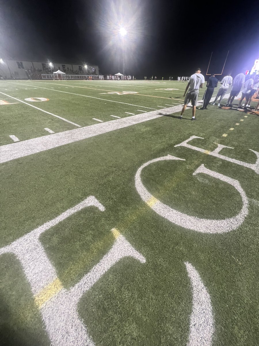 LashaHardin64's tweet photo. Congrats to @_Lyon_Football for the win last night! Thank you to @LyonHBC for the invite! Had a good time watching the hard fought game and also having fun with my family and best friend! @peely_thekid @CoachSmith918 @Levya73 @CoachRitch66 @Will_RogersFB #AGTG #RecruitRogers https://t.co/5reKk7WyDV