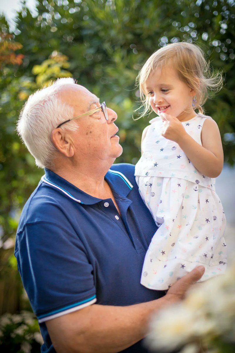 Watching my grandpa go through #hospice isn't easy. So I wrote about it. buff.ly/3L7yq1e #writer #love #grieving