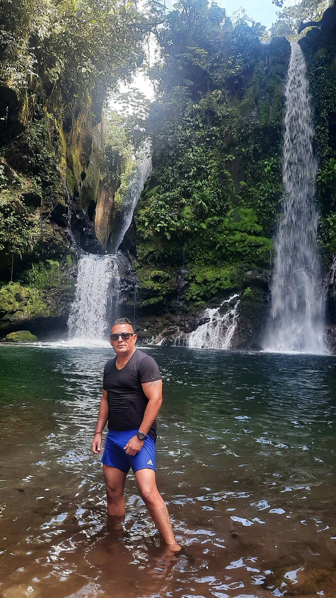 luiggui's tweet photo. Charco Brujo

Provincia de Chiriquí 

@leesc_29 https://t.co/8SI1odE4ng