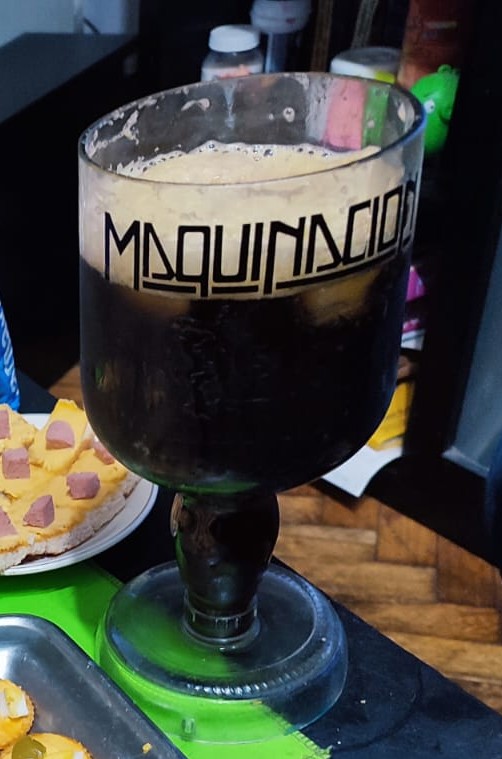 MaquinacionRock's tweet image. Salio fernetazo!!
#fernet #Maquinacion