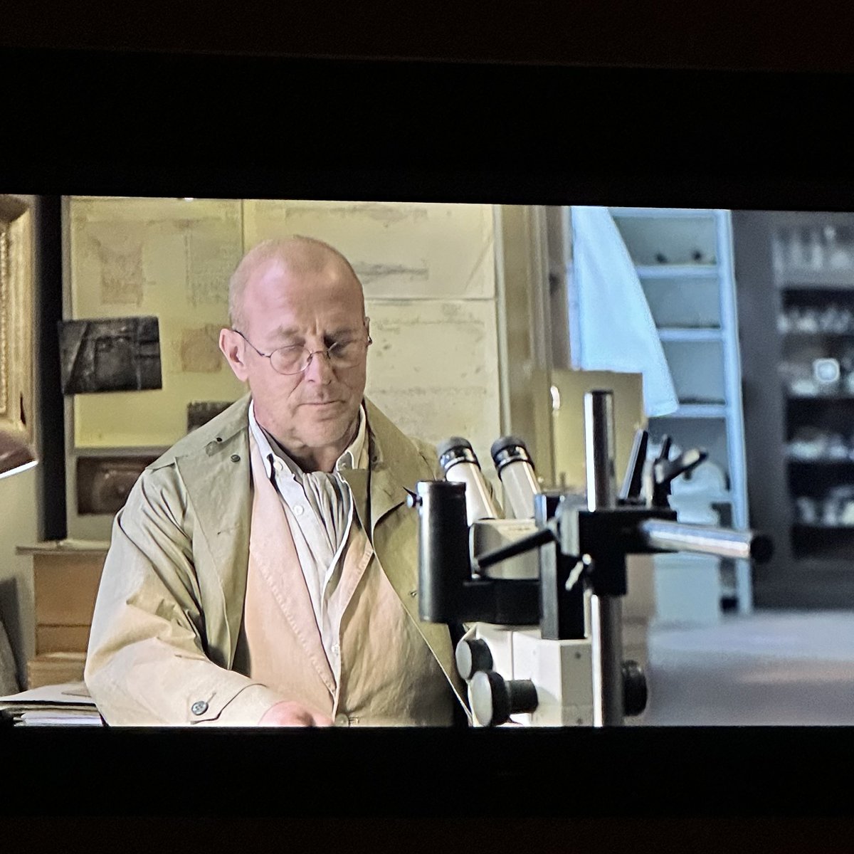 Alex Khan (@alexkhantv) on Twitter photo Von wo schaut ihr den neuen #Tatort an? 🍿 Grüße aus München 👋🏻 Von wo schaut ihr den neuen #Tatort an? 🍿 Grüße aus München 👋🏻