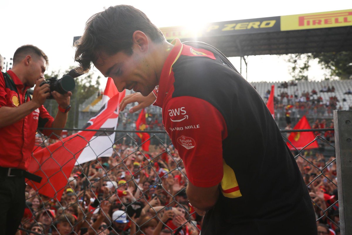 leclercsletters's tweet photo. “i wish i had a plane just to take these tifosi around with me to every race” ❤️‍🩹 https://t.co/yDqJHdD2kC